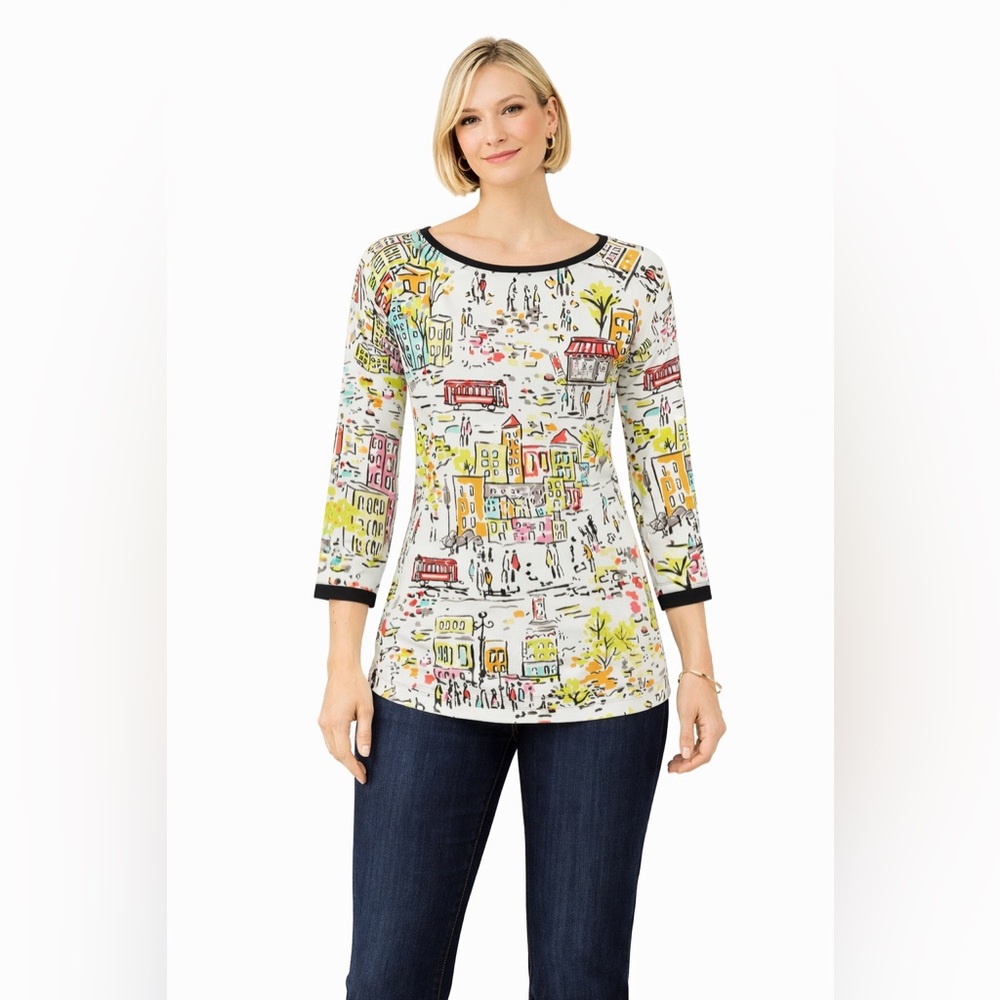 DOLCEZZA “Love the City” Urban Scene Print Long Sleeve Women's Top NWT